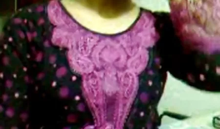 Angelina Castro, فیلمهای پورن سکسی دانش آموز, به علاوه اندازه